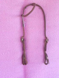 One eared bridle with quick change